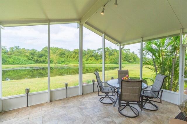 1908 Sterling Glen Ct, Sun City Center, FL 33573 - photo 37