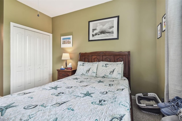 carpeted bedroom featuring a closet