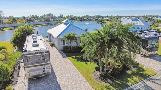 bird's eye view with a water view