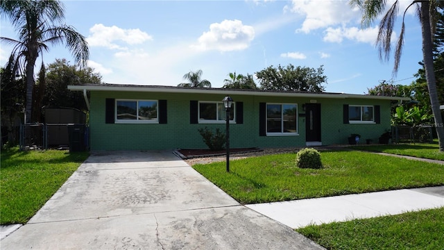 5805 Oxford Dr, Tampa, FL 33615 - photo 1