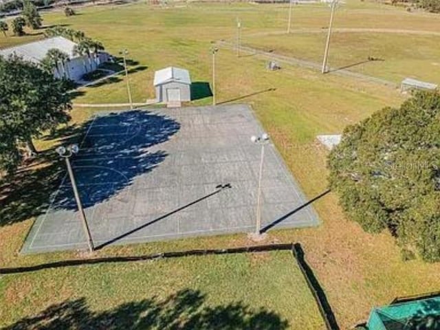 birds eye view of property featuring a rural view