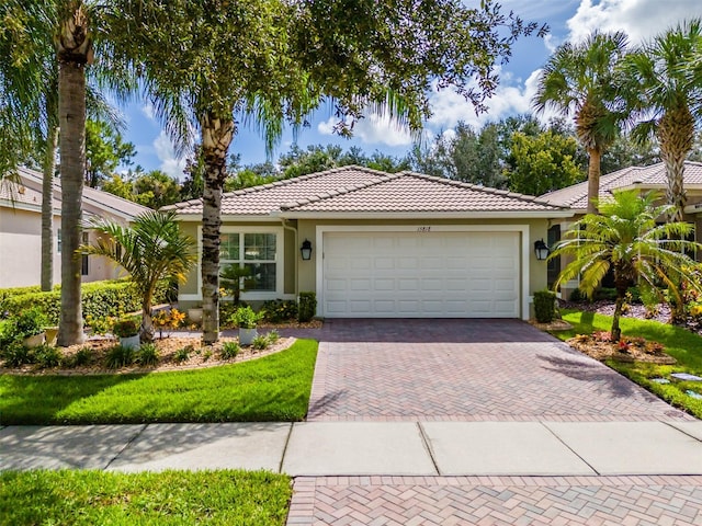 view of front of house with a garage