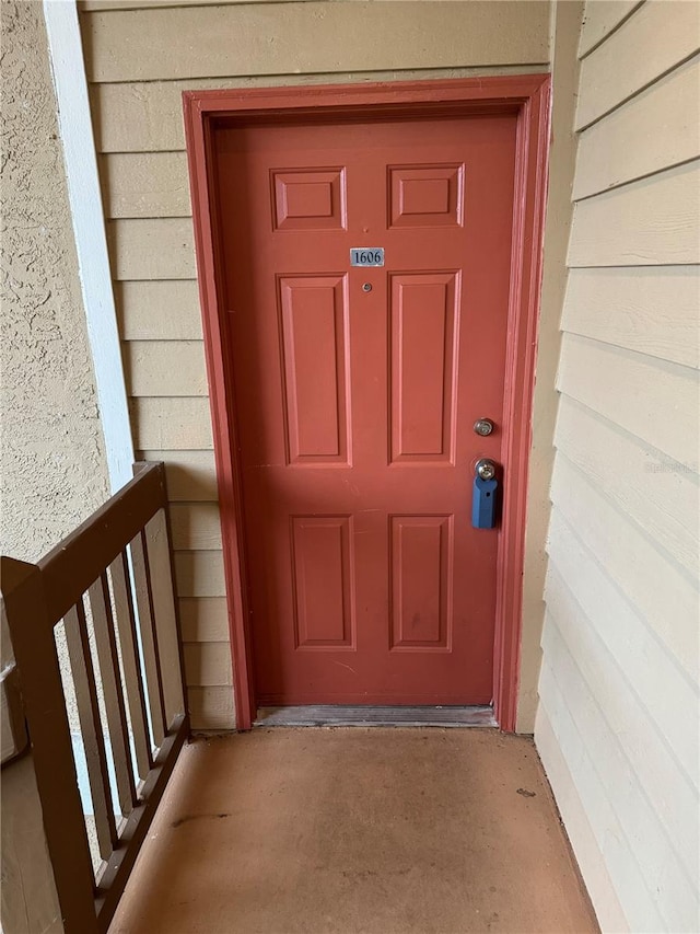 view of entrance to property