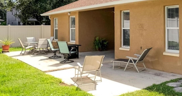 12739 Standbridge Dr, Riverview, FL 33579 - view of patio / terrace