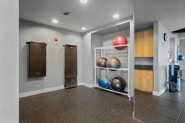 777 N Ashley Dr Unit 1606, Tampa, FL 33602 - workout area featuring baseboards and recessed lighting