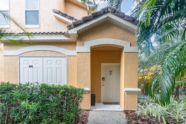 view of entrance to property