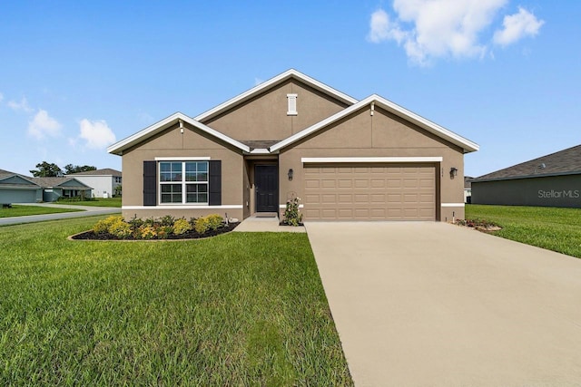 684 SE 65th Ter, Ocala, FL 34472 - view of front facade featuring stucco siding, a front lawn, and concrete driveway