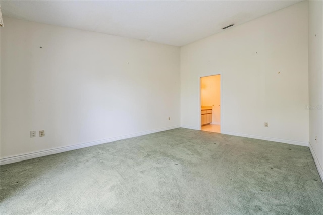 view of carpeted spare room