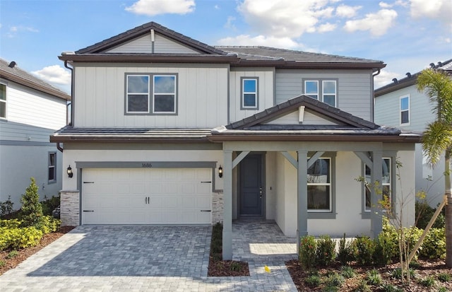 view of front of house featuring a garage