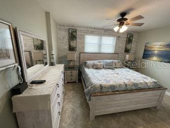 bedroom with ceiling fan