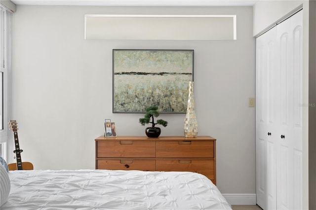 bedroom featuring a closet