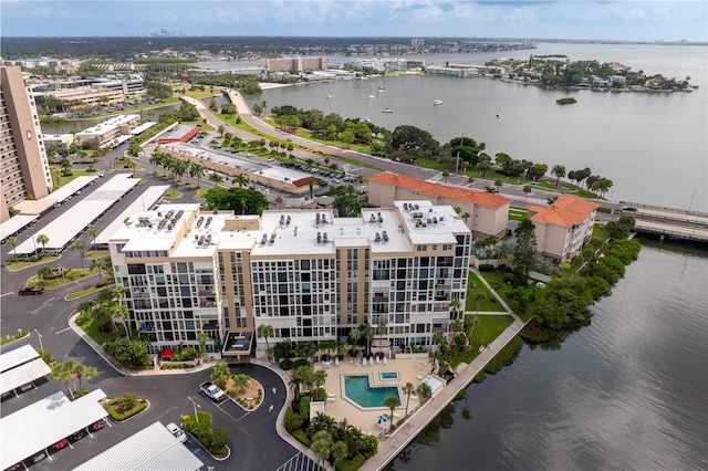 bird's eye view featuring a water view