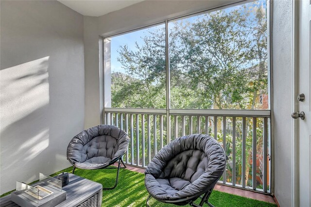 view of sunroom / solarium