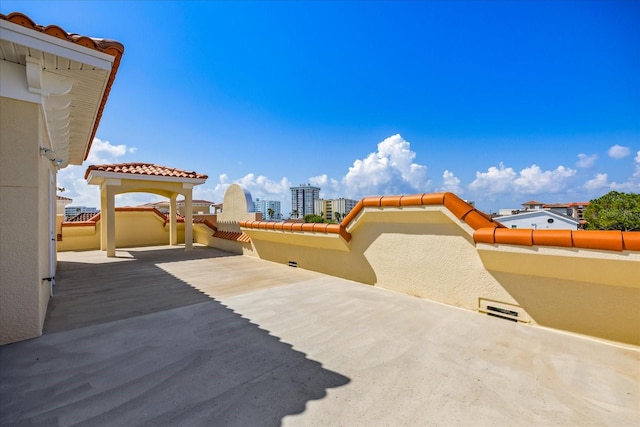 view of patio featuring a city view