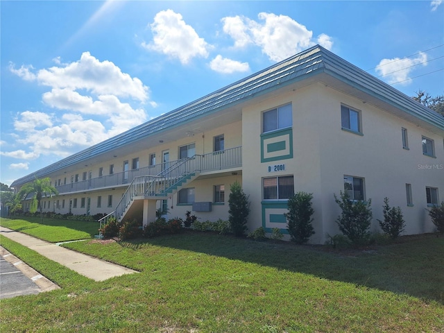 view of building exterior