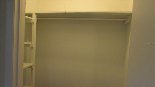 3225 Oakland Rd N, Lakeland, FL 33801 - view of closet