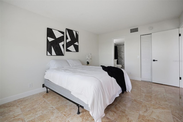 bedroom with a closet