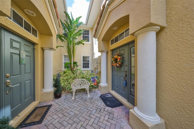 entrance to property with covered porch