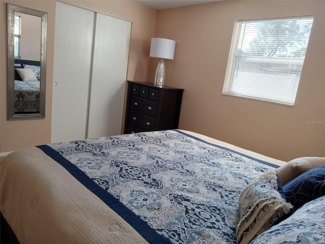 bedroom featuring a closet