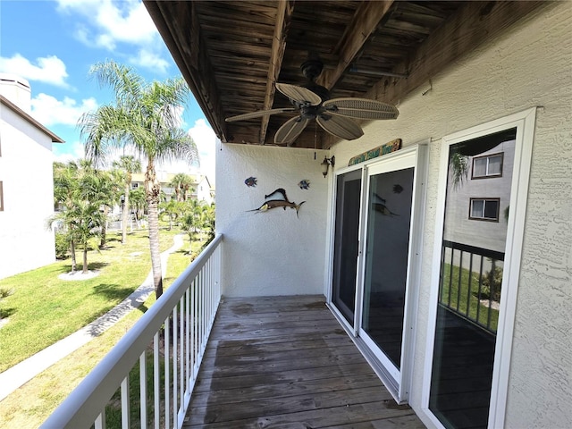 balcony with ceiling fan