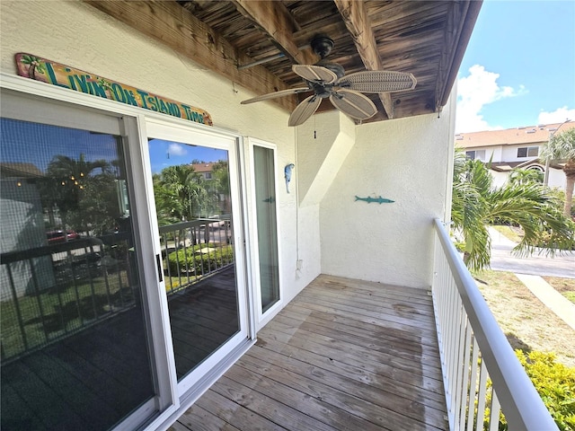 balcony featuring ceiling fan