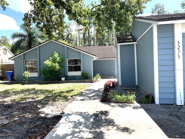 view of front of property