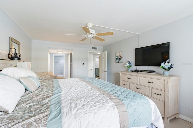 bedroom with ceiling fan