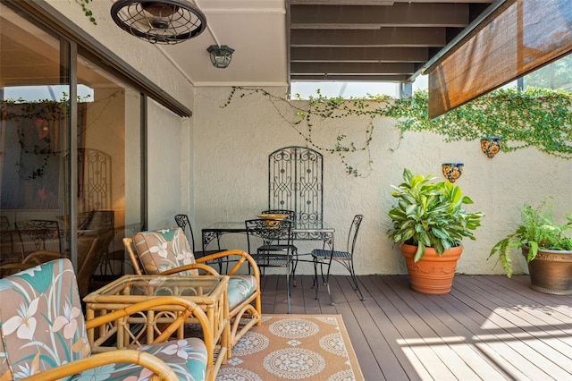 5313 Bayshore Blvd Unit 5313, Tampa, FL 33611 - deck featuring outdoor dining space