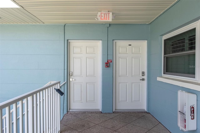 6000 2nd St E Unit 6, St Pete Beach, FL 33706 - view of exterior entry