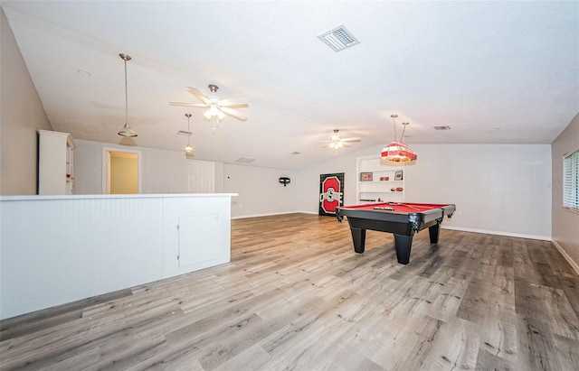 playroom featuring ceiling fan, built in features, billiards, light hardwood / wood-style floors, and lofted ceiling