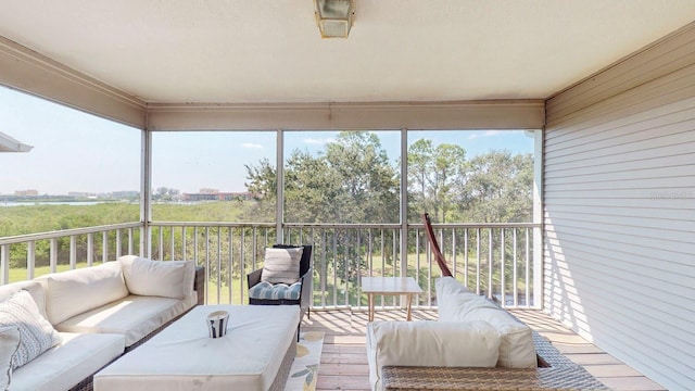 view of sunroom / solarium