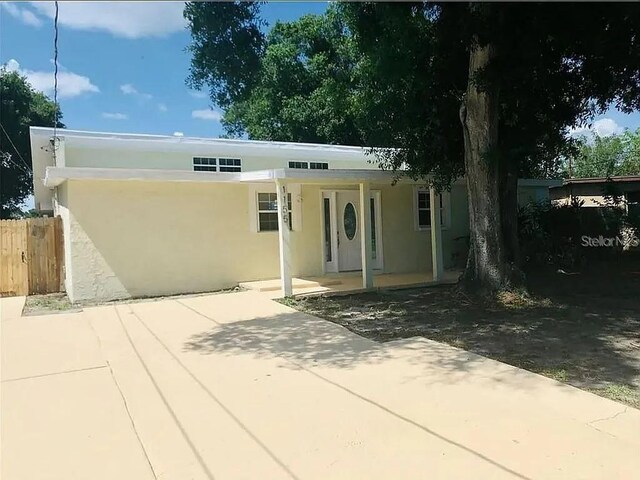 view of front of home