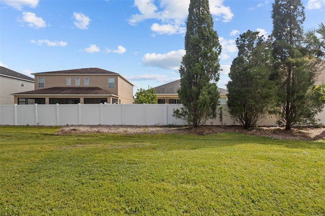 6950 Towering Spruce Dr, Riverview, FL 33578 - view of yard with fence