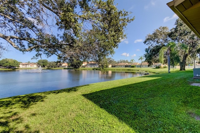 view of yard featuring a water view