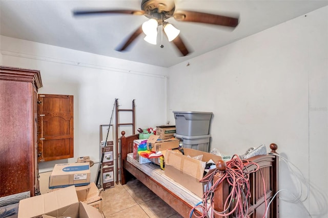 misc room featuring ceiling fan and light tile patterned flooring