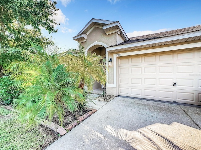 view of front of house with a garage