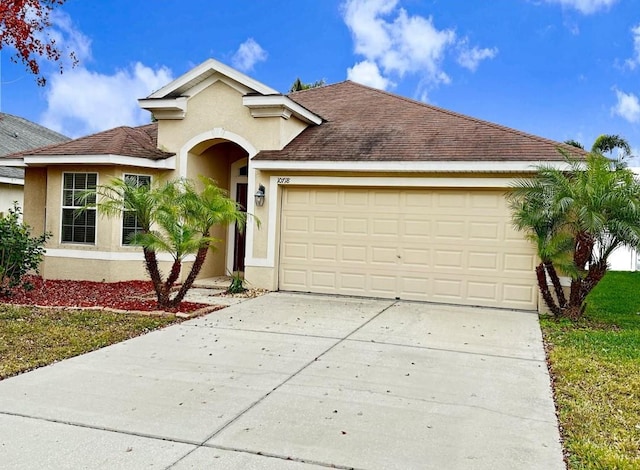 Listing photo 2 for 10718 Standing Stone Dr, Wimauma FL 33598