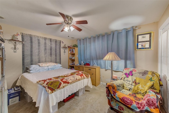 bedroom featuring ceiling fan