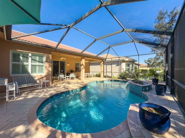 4977 Sapphire Sound Dr, Wimauma, FL 33598 - swimming pool featuring a ceiling fan, a patio, and a lanai