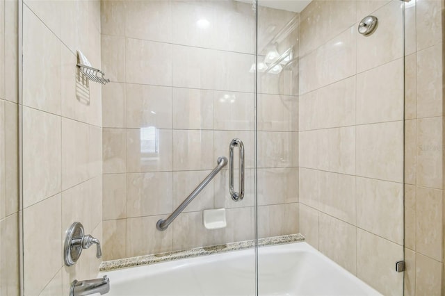 36750 US Highway 19 N Unit 04308, Palm Harbor, FL 34684 - full bath featuring enclosed tub / shower combo