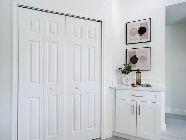 details with hardwood / wood-style flooring