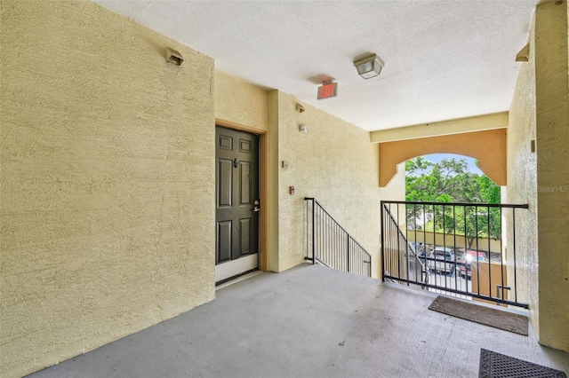 5608 Pinnacle Heights Cir Unit 305, Tampa, FL 33624 - view of patio featuring a balcony