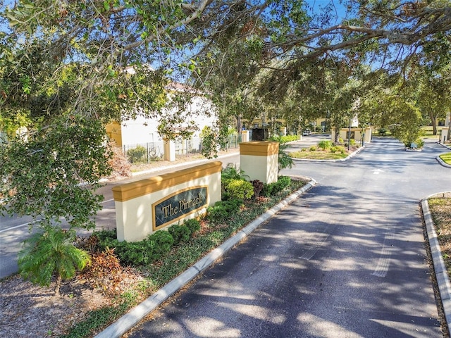 5608 Pinnacle Heights Cir Unit 305, Tampa, FL 33624 - view of community / neighborhood sign