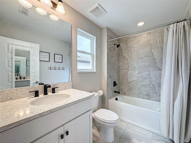 full bath with shower / bath combo, a textured ceiling, visible vents, toilet, and vanity