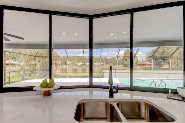 kitchen with sink and ceiling fan