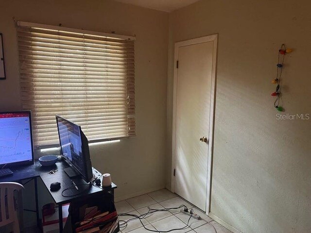 office area featuring light tile patterned floors