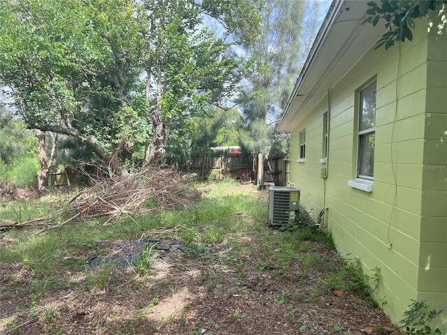 view of yard with cooling unit