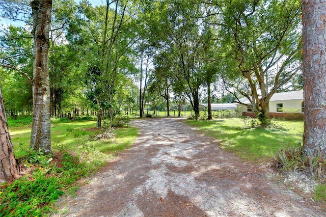 Listing photo 2 for 7249 Berry Rd, Zephyrhills FL 33540