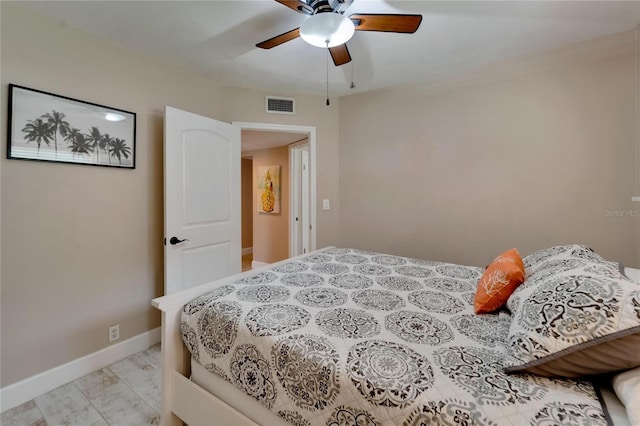 bedroom featuring ceiling fan