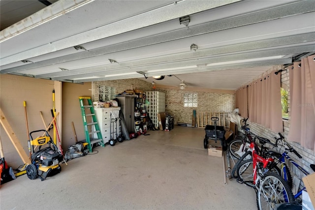 garage with ceiling fan